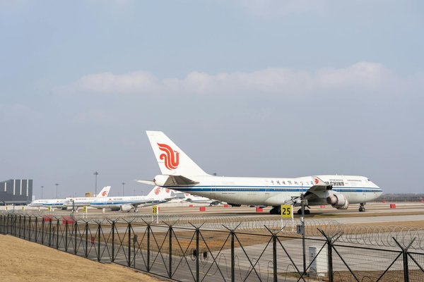 Comment organiser un camping pour une expédition de randonnée dans les Pyrénées?